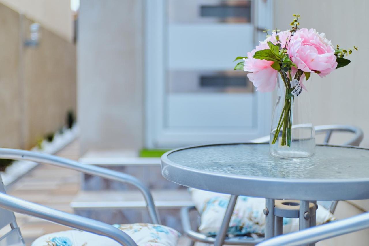 La Lorre Lux Apartment ياغودينا المظهر الخارجي الصورة